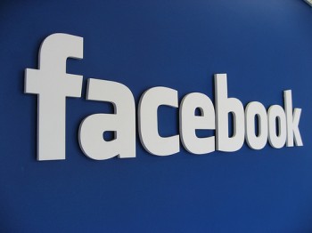 facebook logo