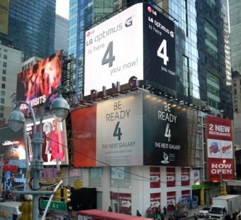 lg-optimus-g-times-square-troll