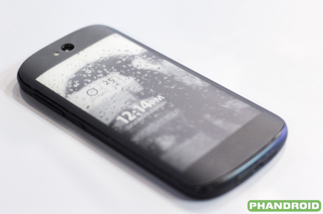 new-yotaphone-4