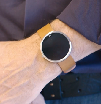 Motorola Moto 360 wrist