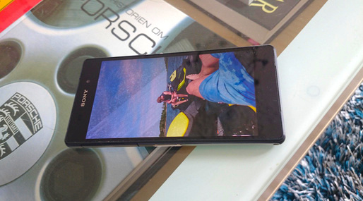 Sony Xperia Z2 Damaged_1