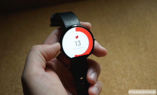 Moto 360 heart activity app DSC06969