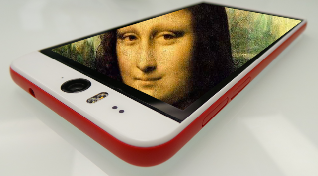 htc-desire-eye-mona-lisa