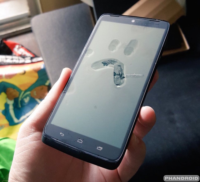 Motorola DROID Turbo sad