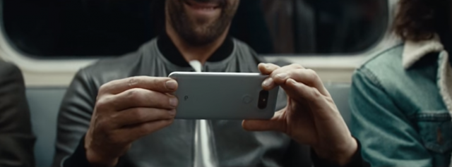 lg g5 ad still