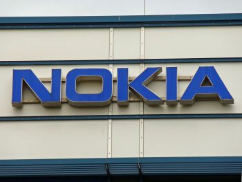 nokia-logo-building