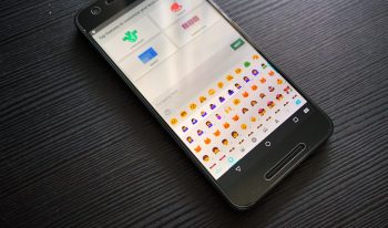 SwiftKey emoji DSC00665