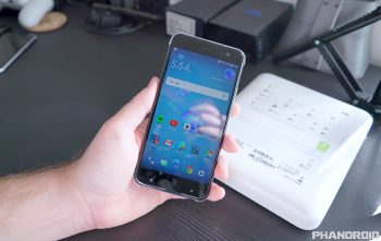 HTC U11 unboxing DSC03035