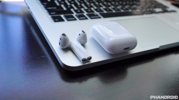 Apple AirPods DSC03317