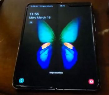 Samsung_Galaxy_Fold_crease_hands_on_leak