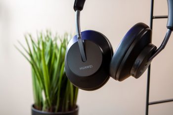 Huawei FreeBuds Studio Review_6786