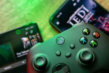 Connect Xbox Series X Controller to Android