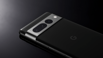 Pixel 7 Pro Obsidian Close Up - Copy